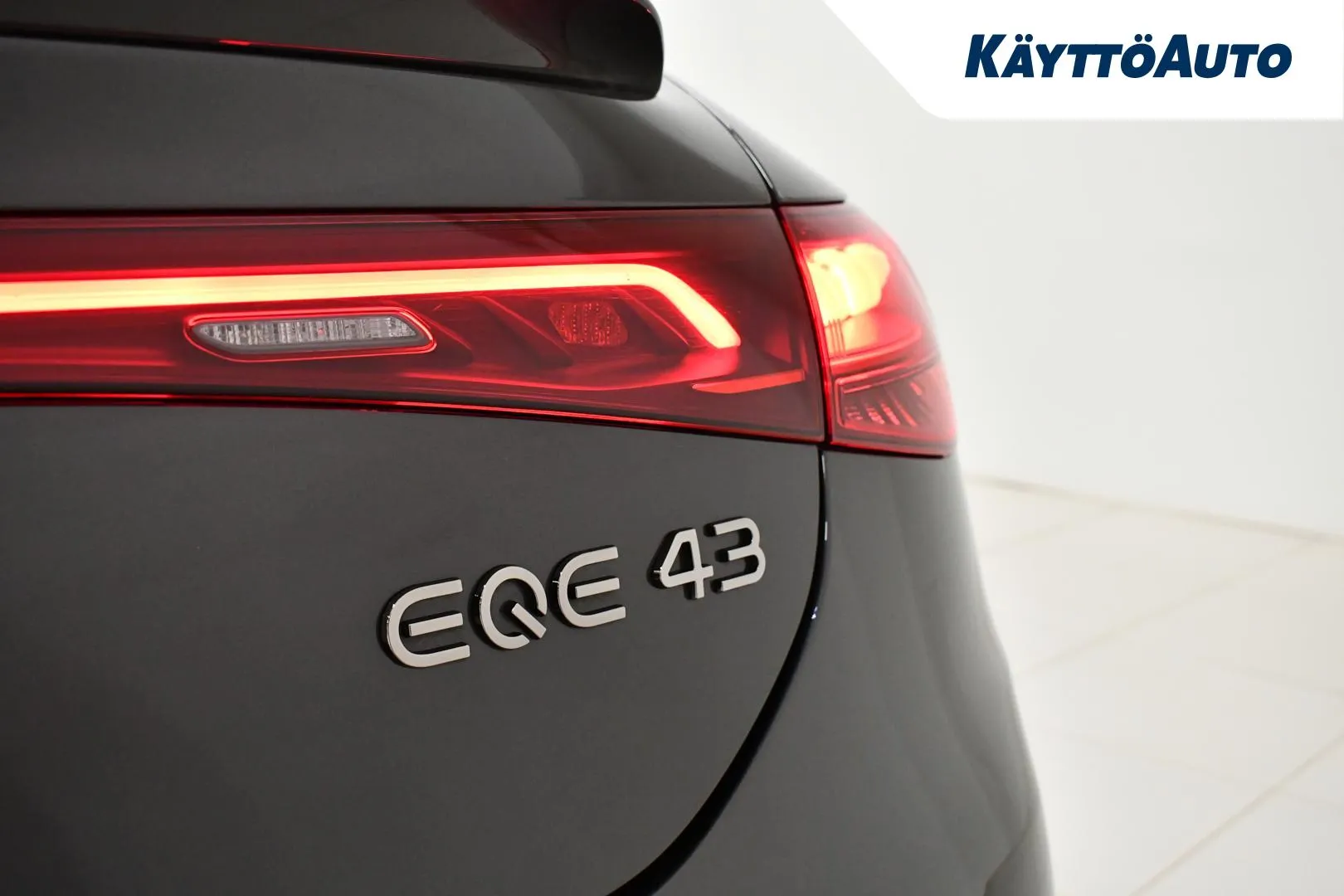 Mercedes-Benz EQE MRO-266 carousel image