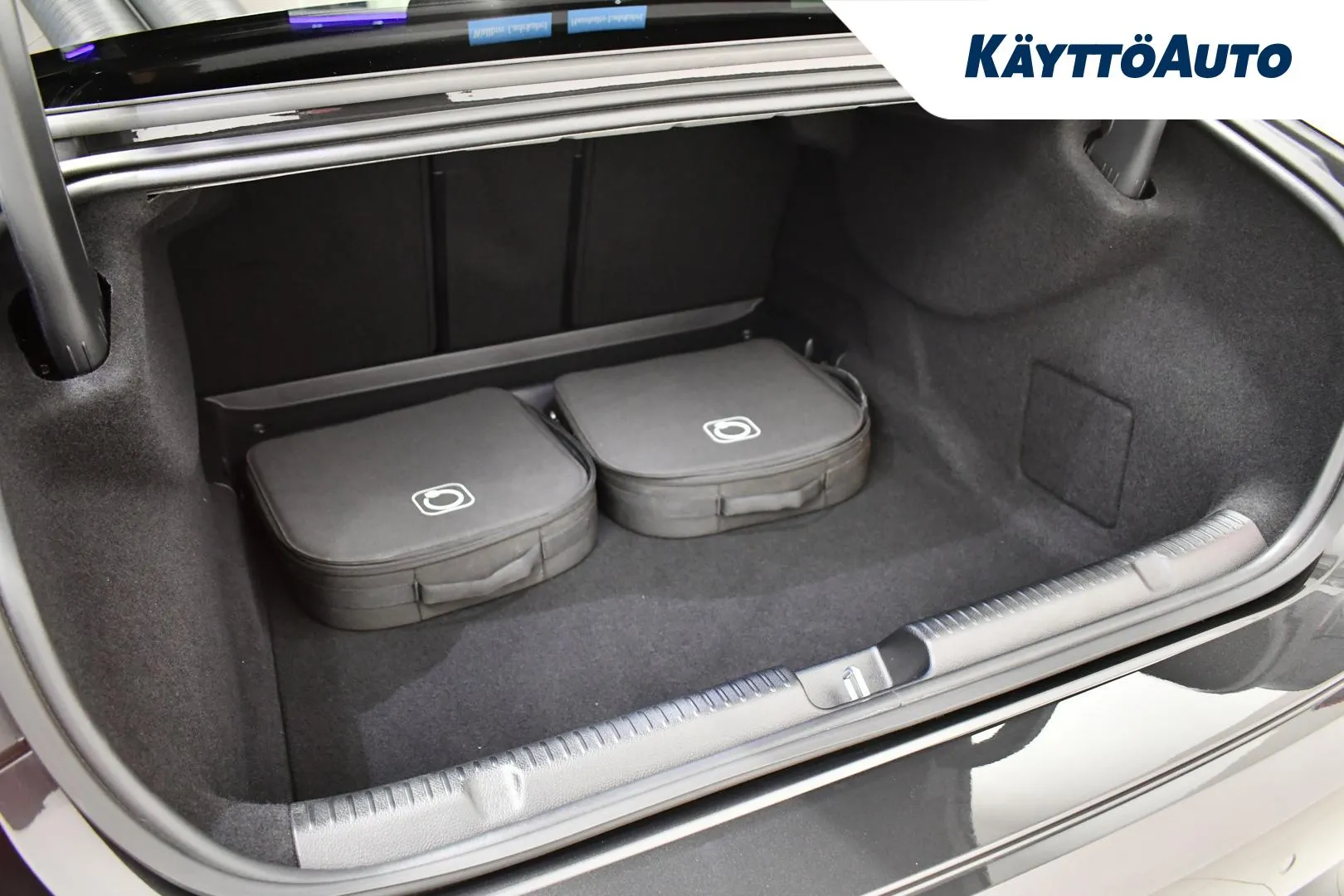 Mercedes-Benz EQE MRO-266 carousel image