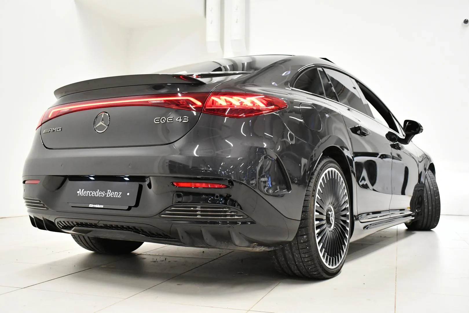 Mercedes-Benz EQE MRO-266 carousel image