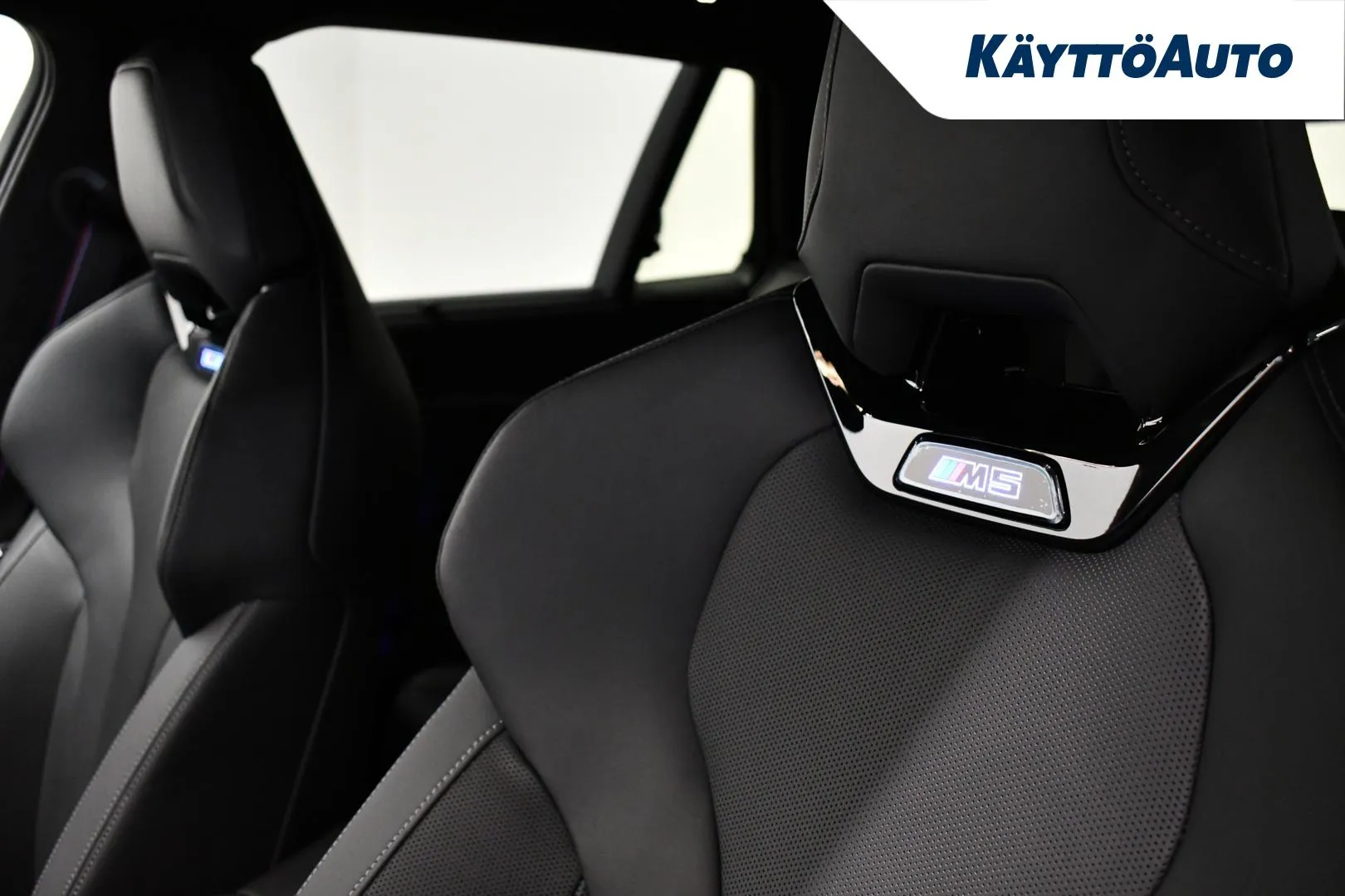 BMW M5 SRP-189 carousel image