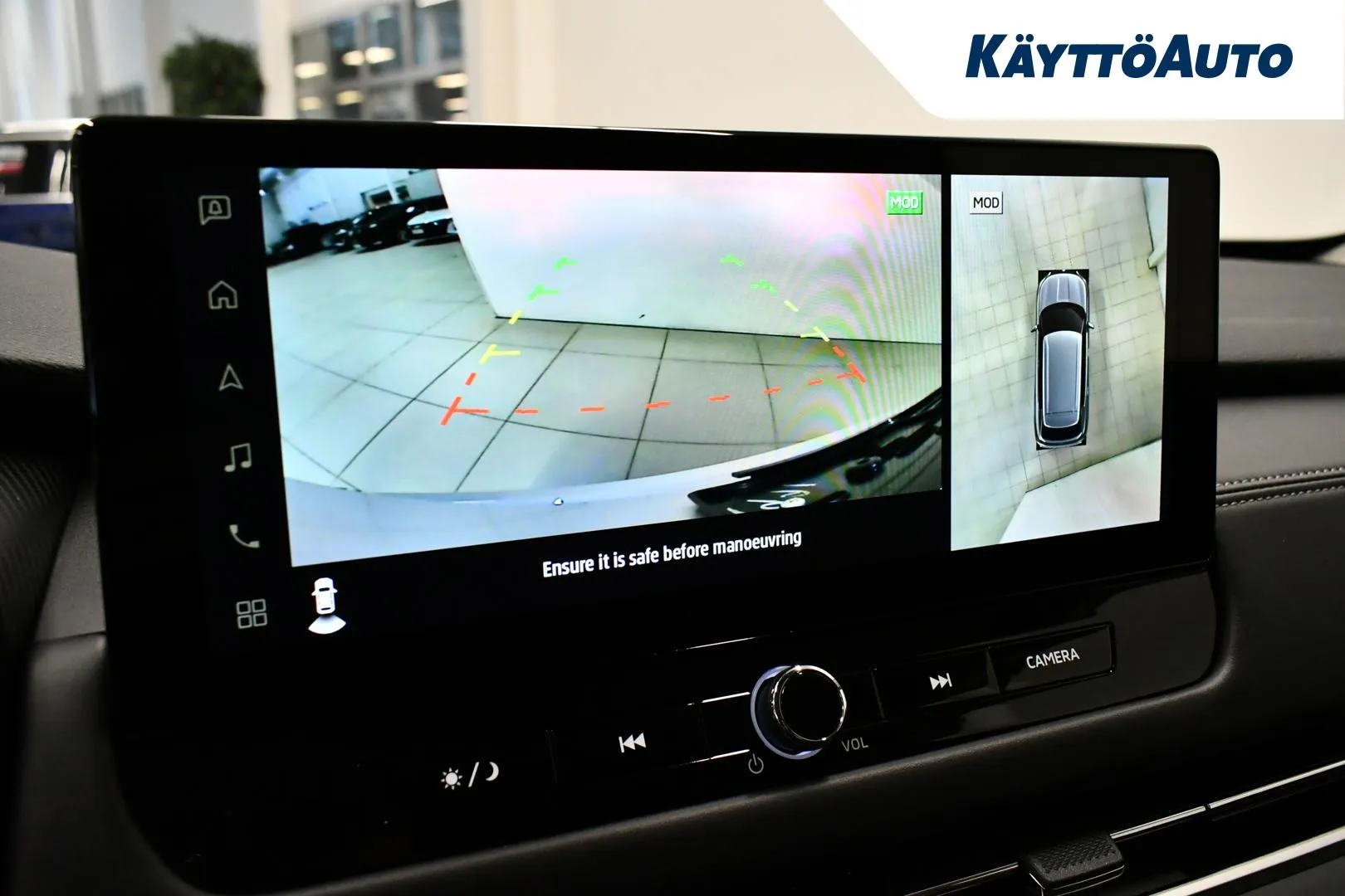 Mitsubishi Outlander XUZ-352 carousel image