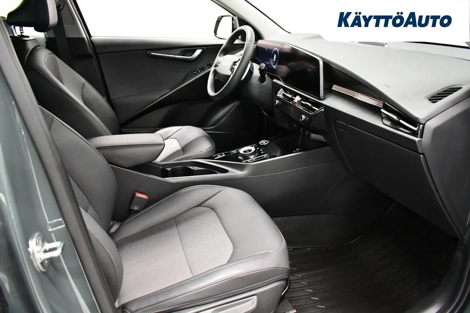 Kia Niro JMM-247 carousel image