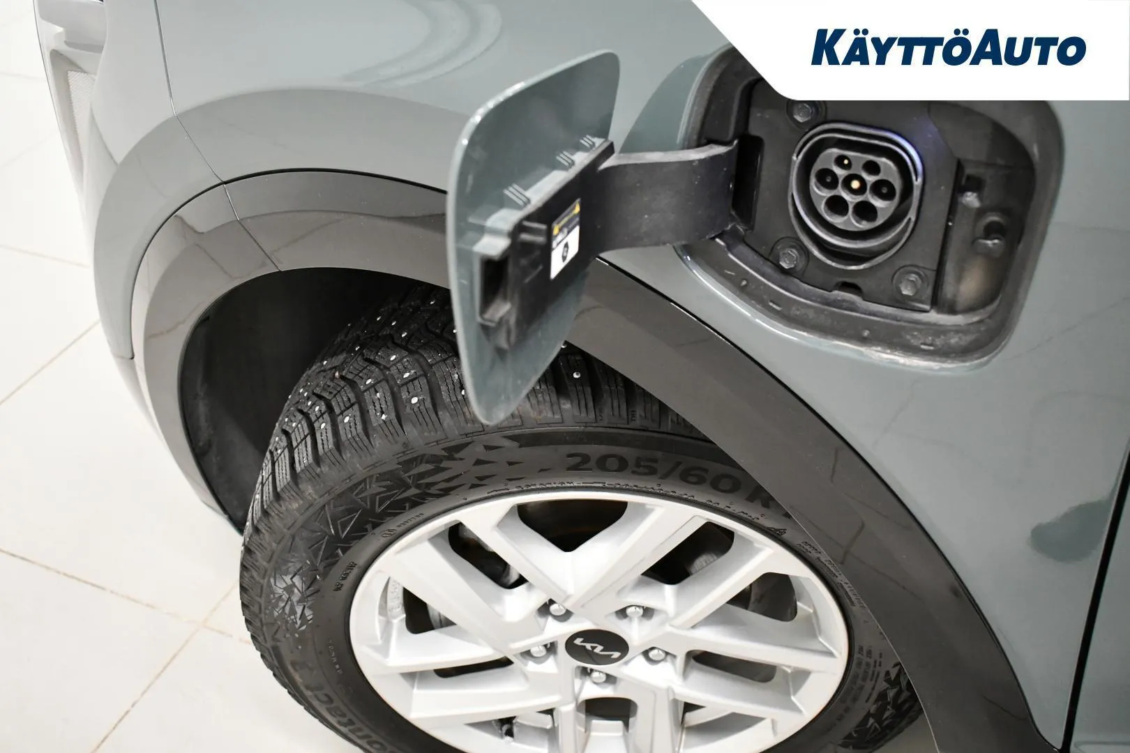 Kia Niro JMM-247 carousel image