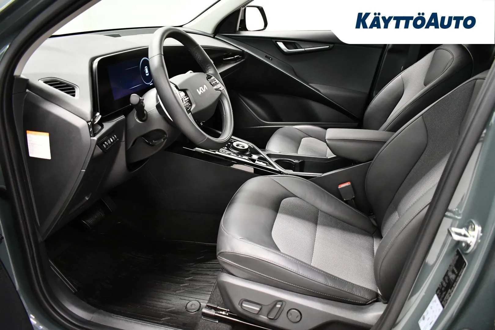 Kia Niro JMM-247 carousel image