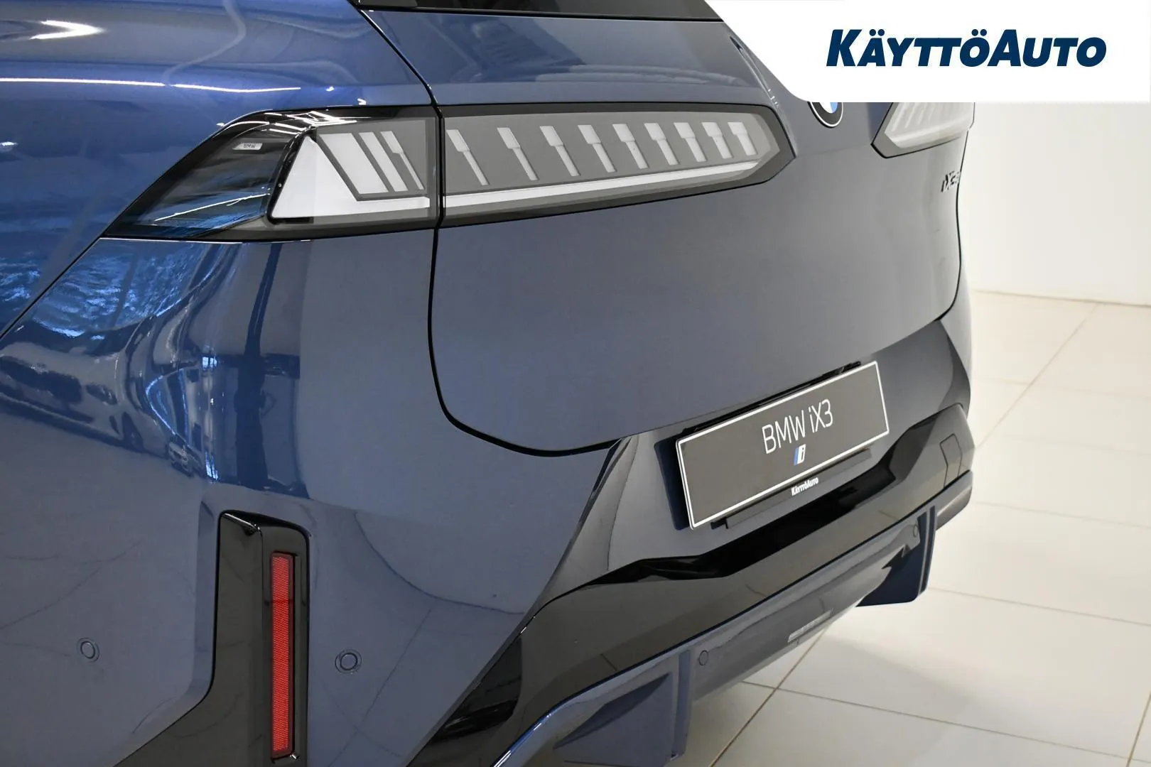 BMW iX3 XTR-759 carousel image