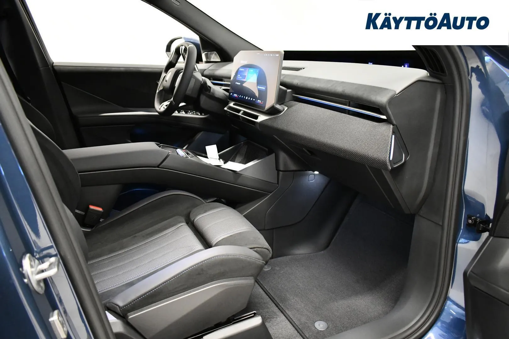 BMW iX3 XTR-759 carousel image