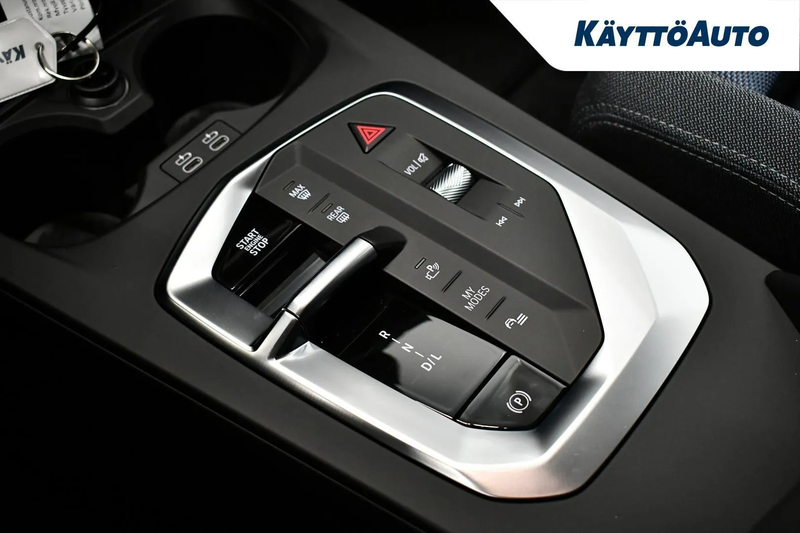 BMW 120 YMI-290 carousel image