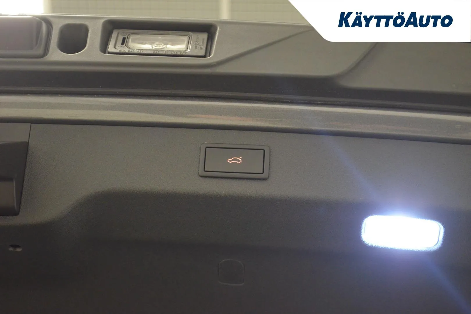 Skoda Enyaq GRC-111 carousel image