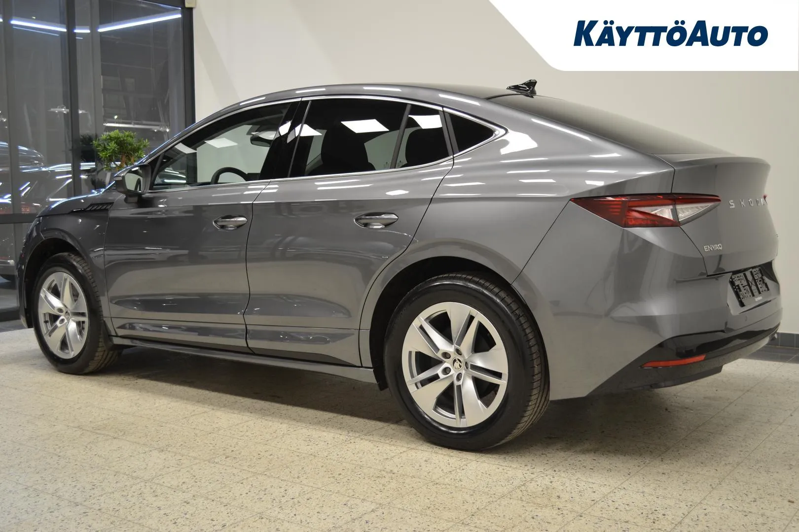 Skoda Enyaq GRC-111 carousel image