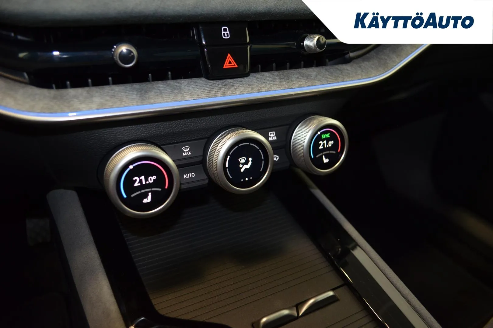 Skoda Superb XSR-435 carousel image
