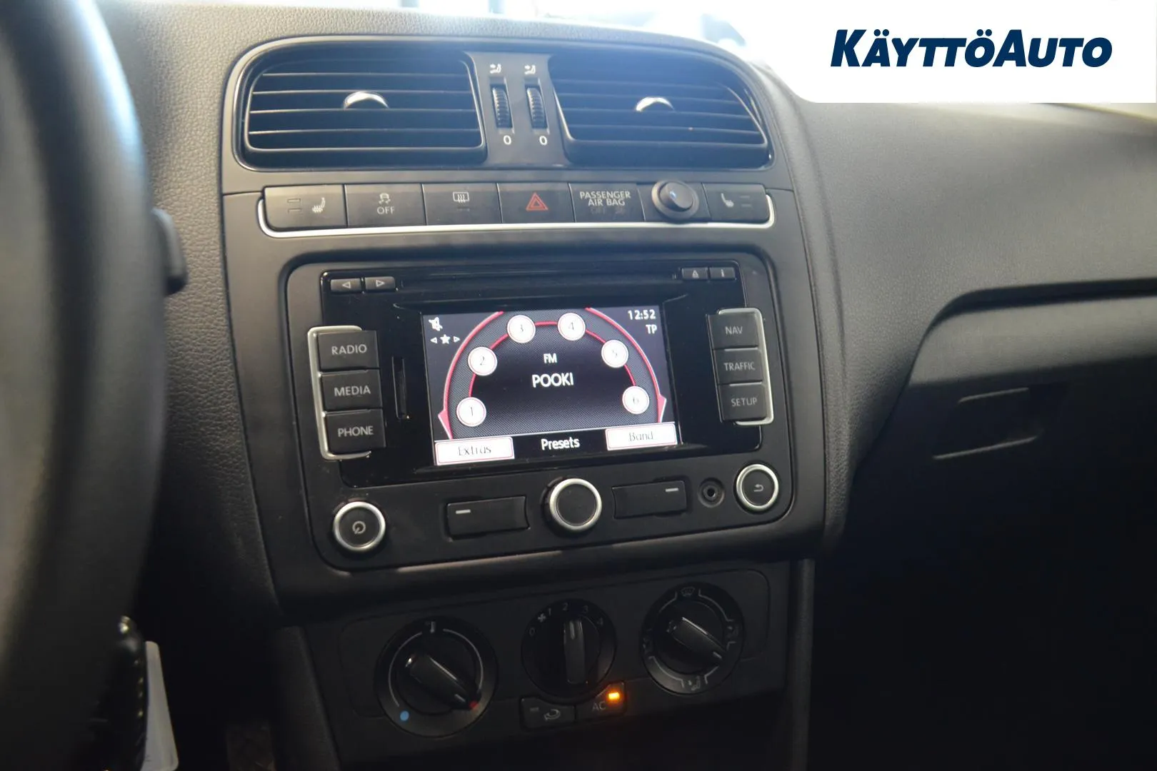 VOLKSWAGEN Polo XMS-621 carousel image