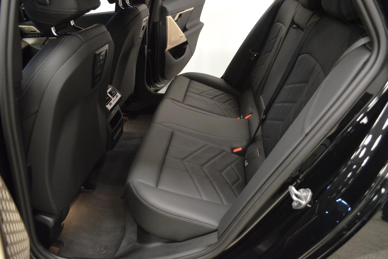 BMW i5 G61 Touring eDrive40 M Sport 2026, kuva 7/14