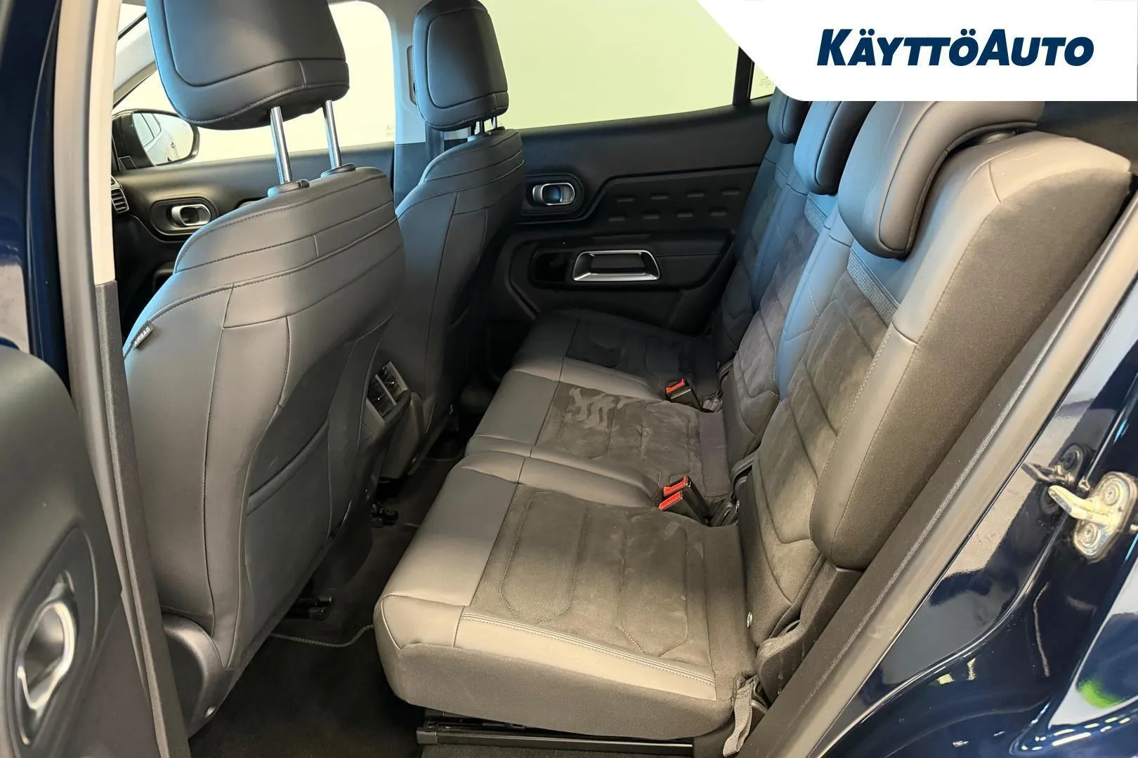 Citroen C5 Aircross LRM-664 carousel image