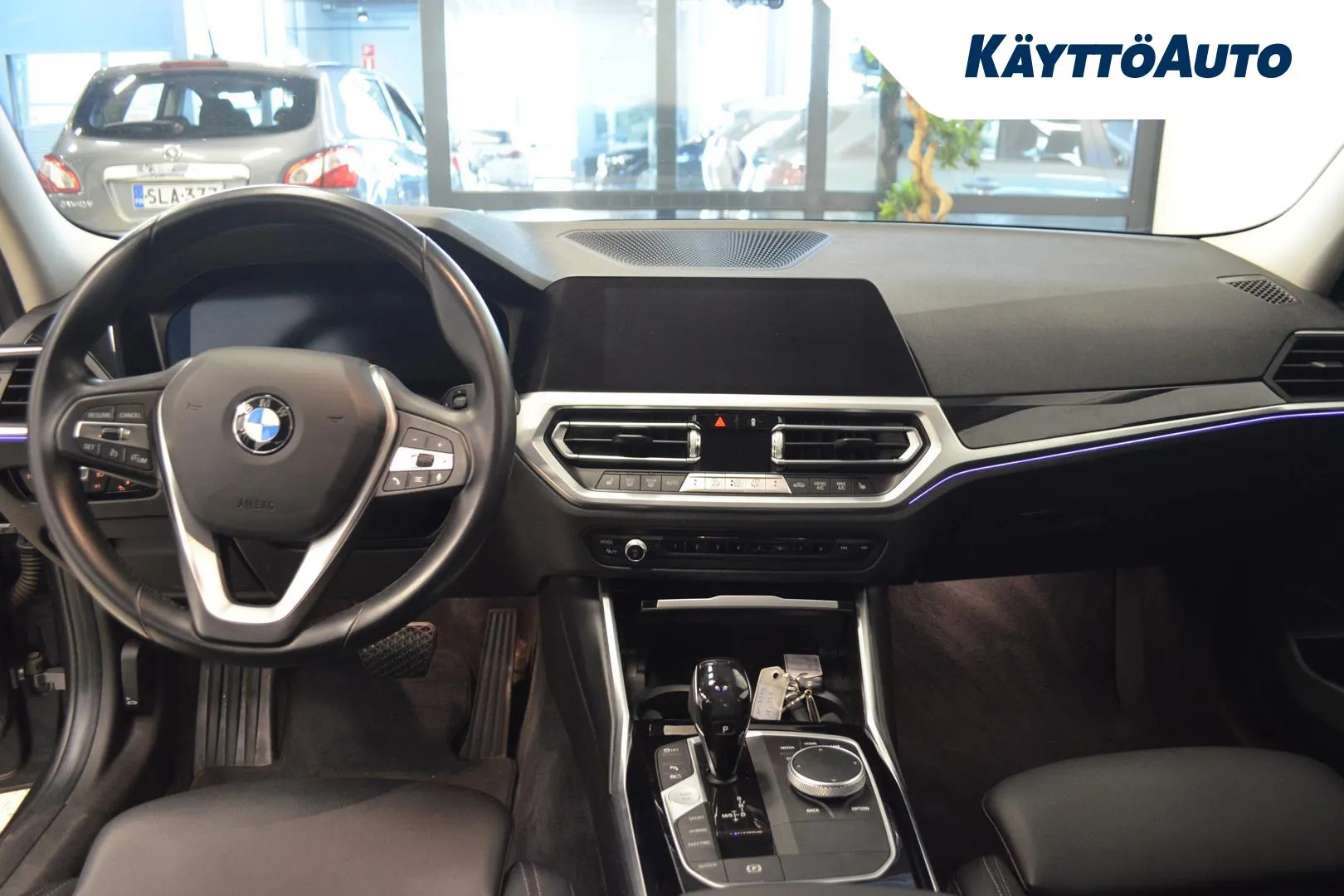 BMW 330 JLM-359 carousel image