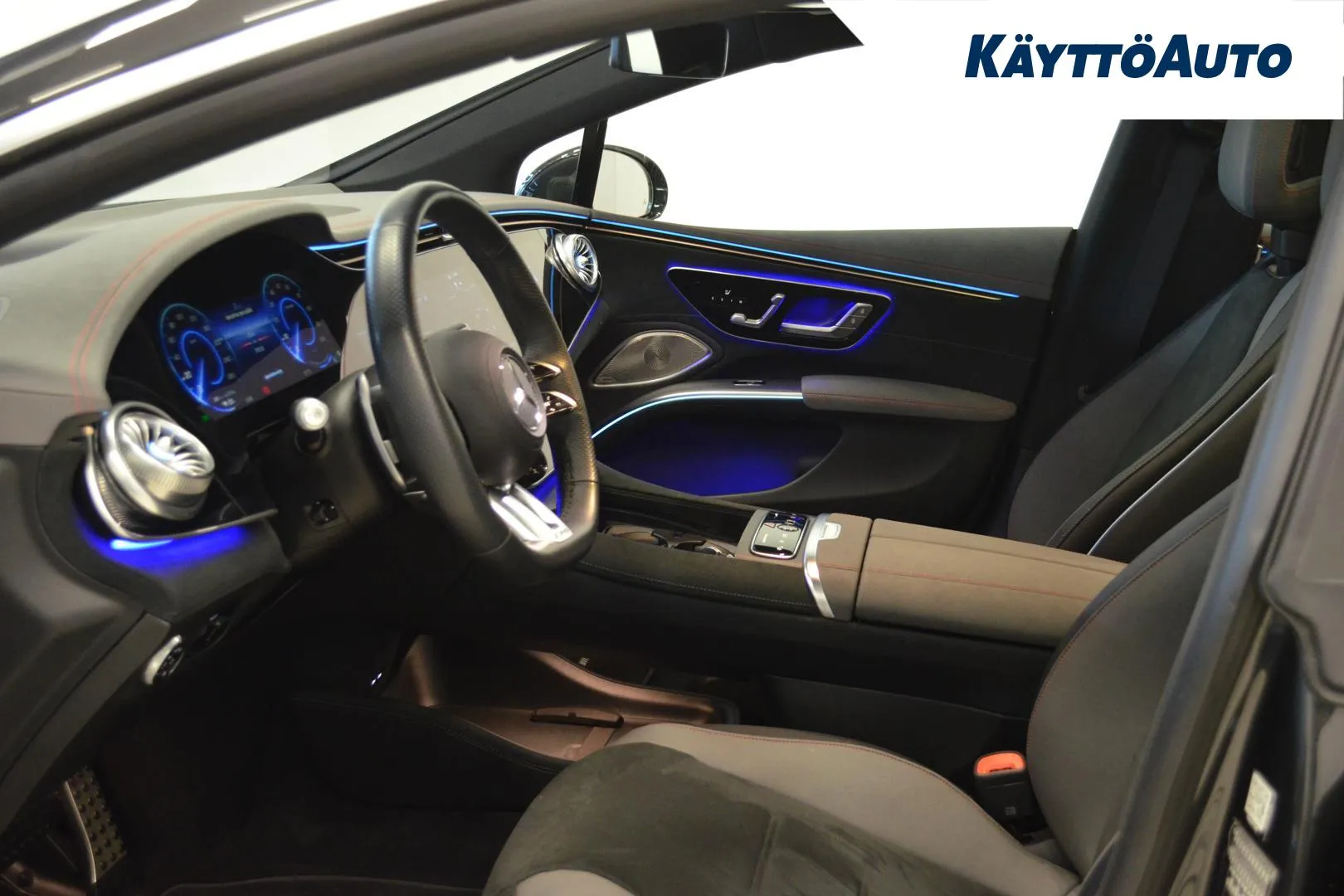 MERCEDES-BENZ EQS CRH-629 carousel image