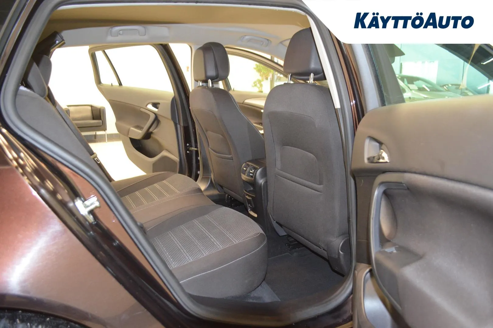 OPEL Insignia FLN-329 carousel image