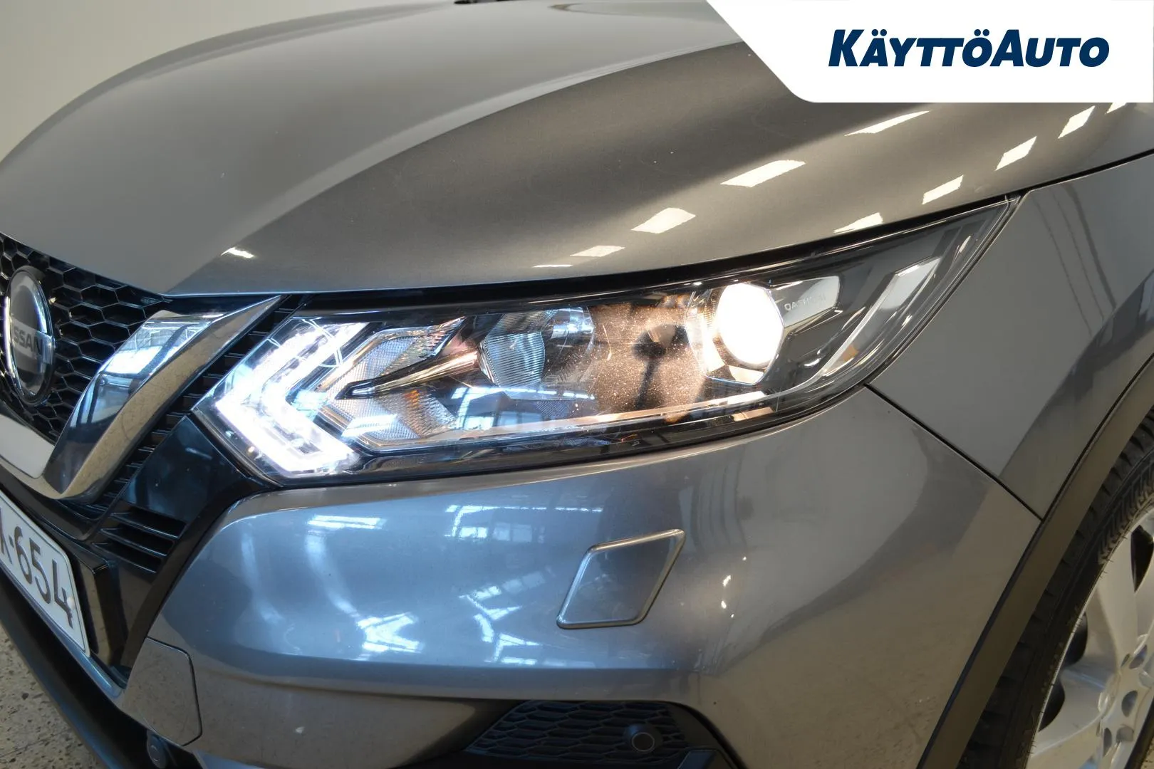 NISSAN Qashqai LOX-654 carousel image