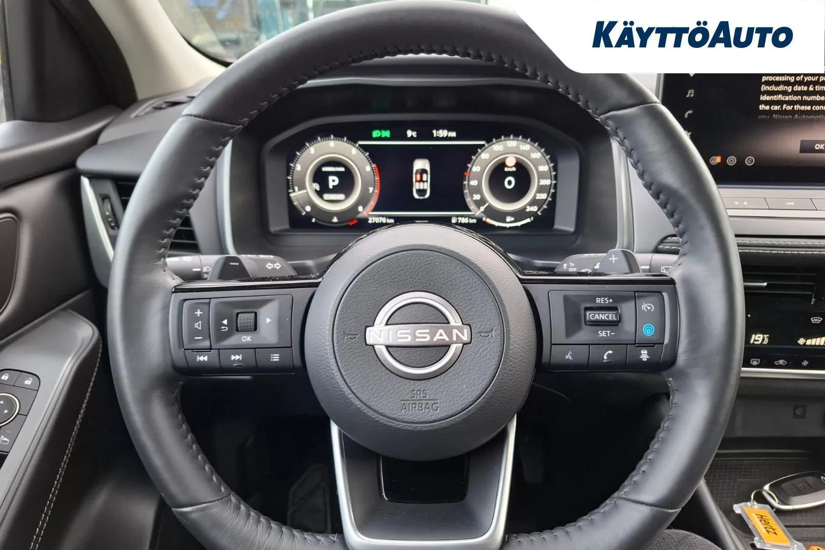 NISSAN Qashqai XTJ-493 carousel image
