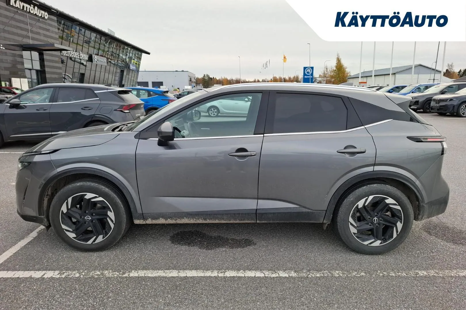 NISSAN Qashqai XTJ-493 carousel image
