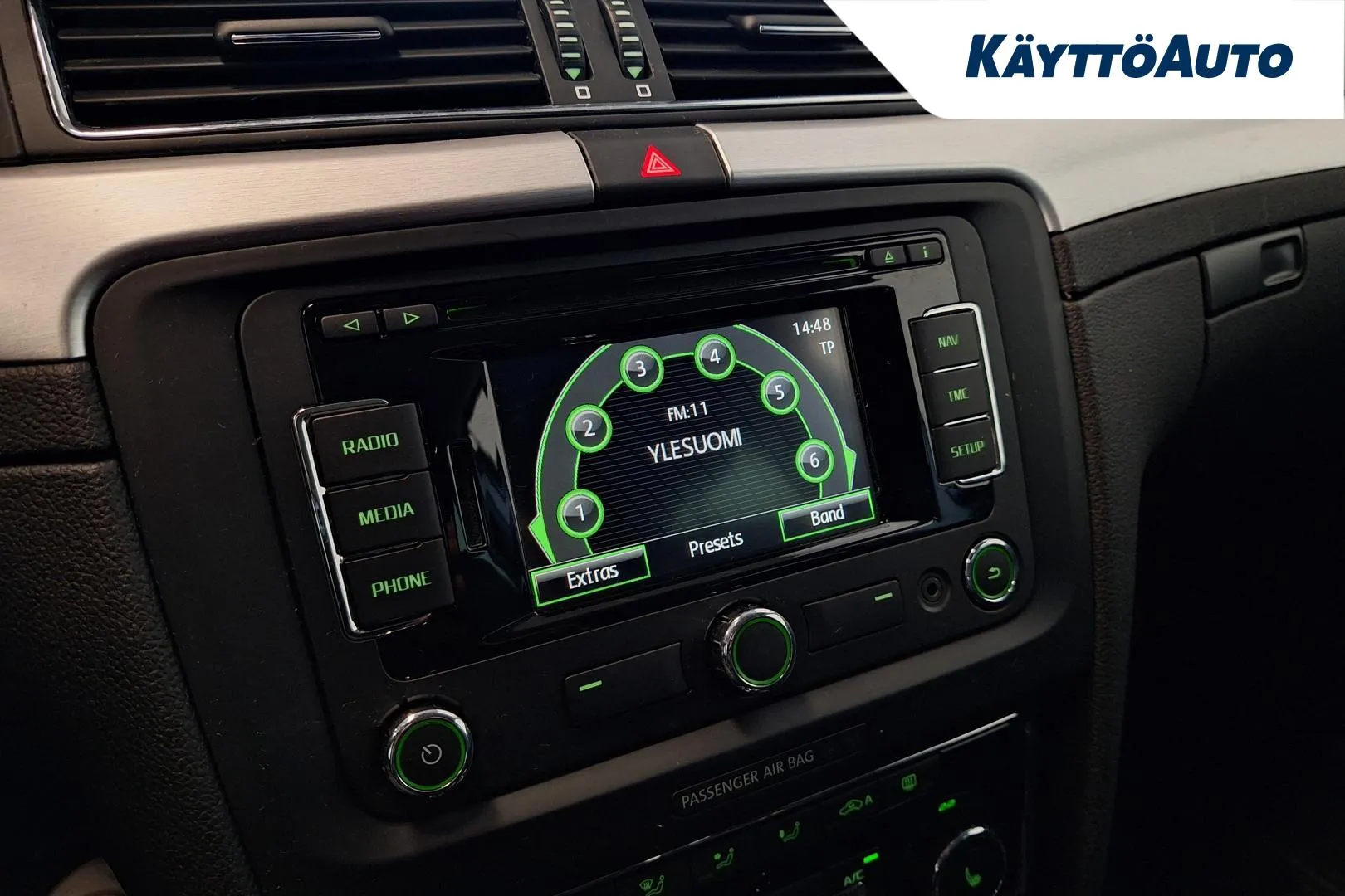 SKODA Superb CTK-163 carousel image