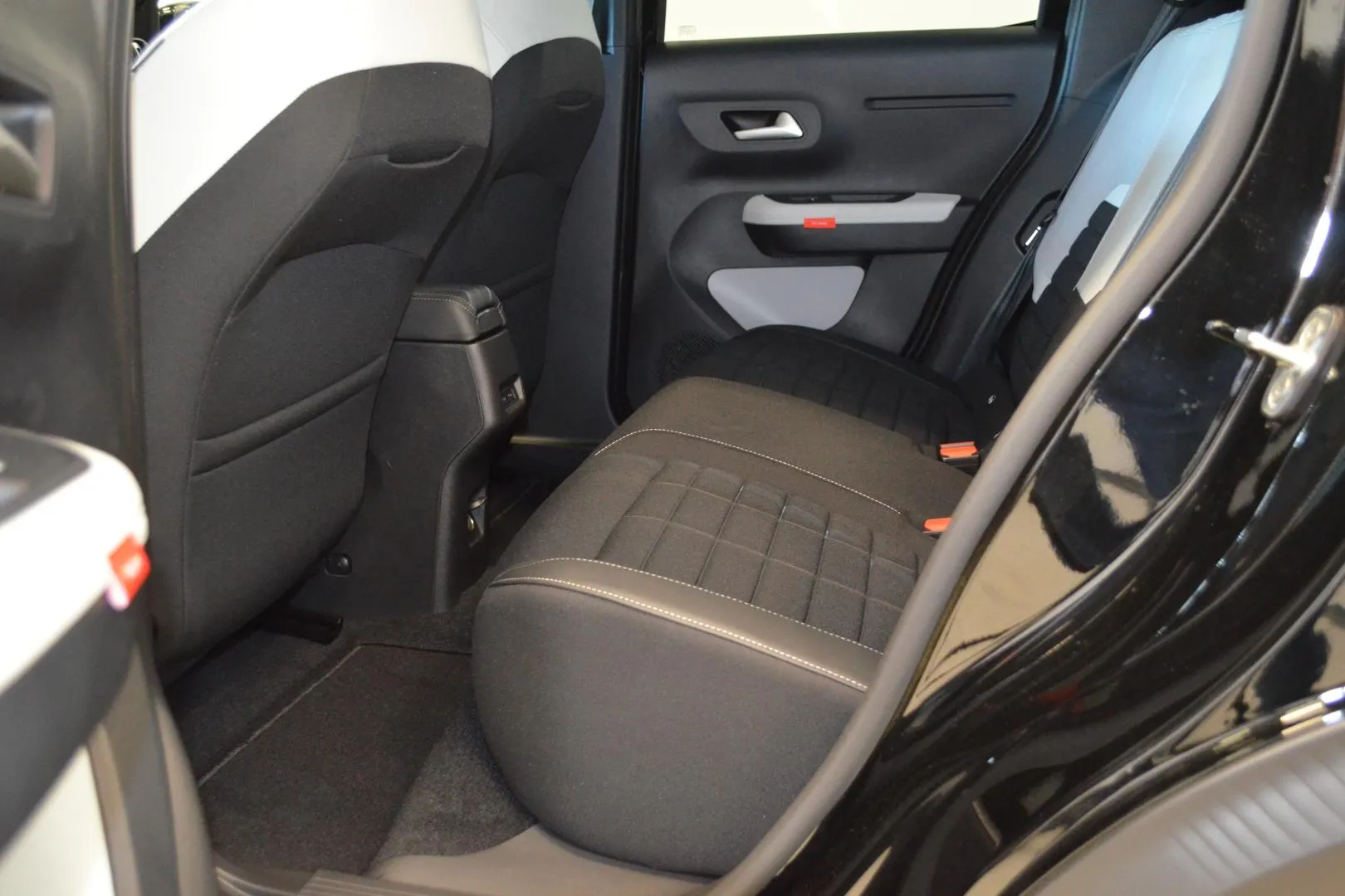 Citroen e-C3 NOA-198 carousel image