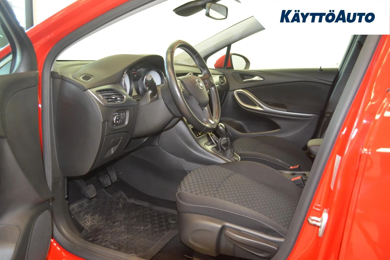 OPEL Astra CNN-869 carousel image