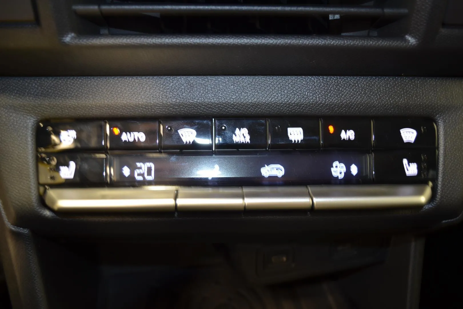 Opel Frontera SZF-287 carousel image