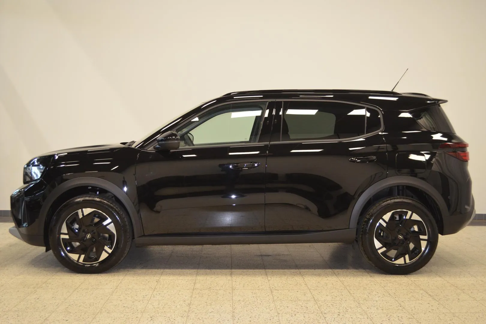 Opel Frontera SZF-287 carousel image