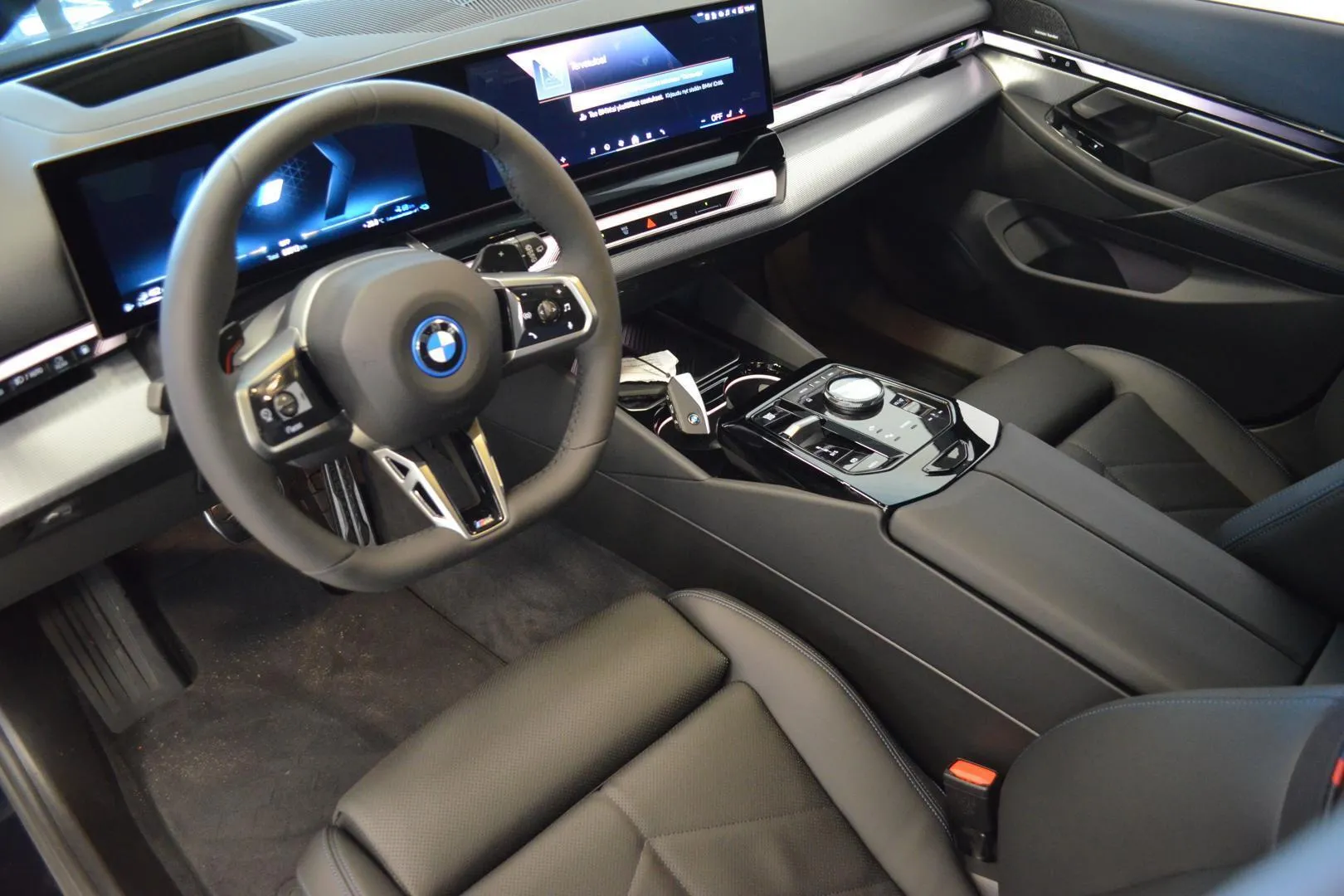 BMW 530E GRL-406 carousel image