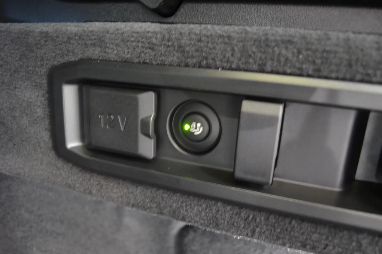 BMW 530E GRL-406 carousel image