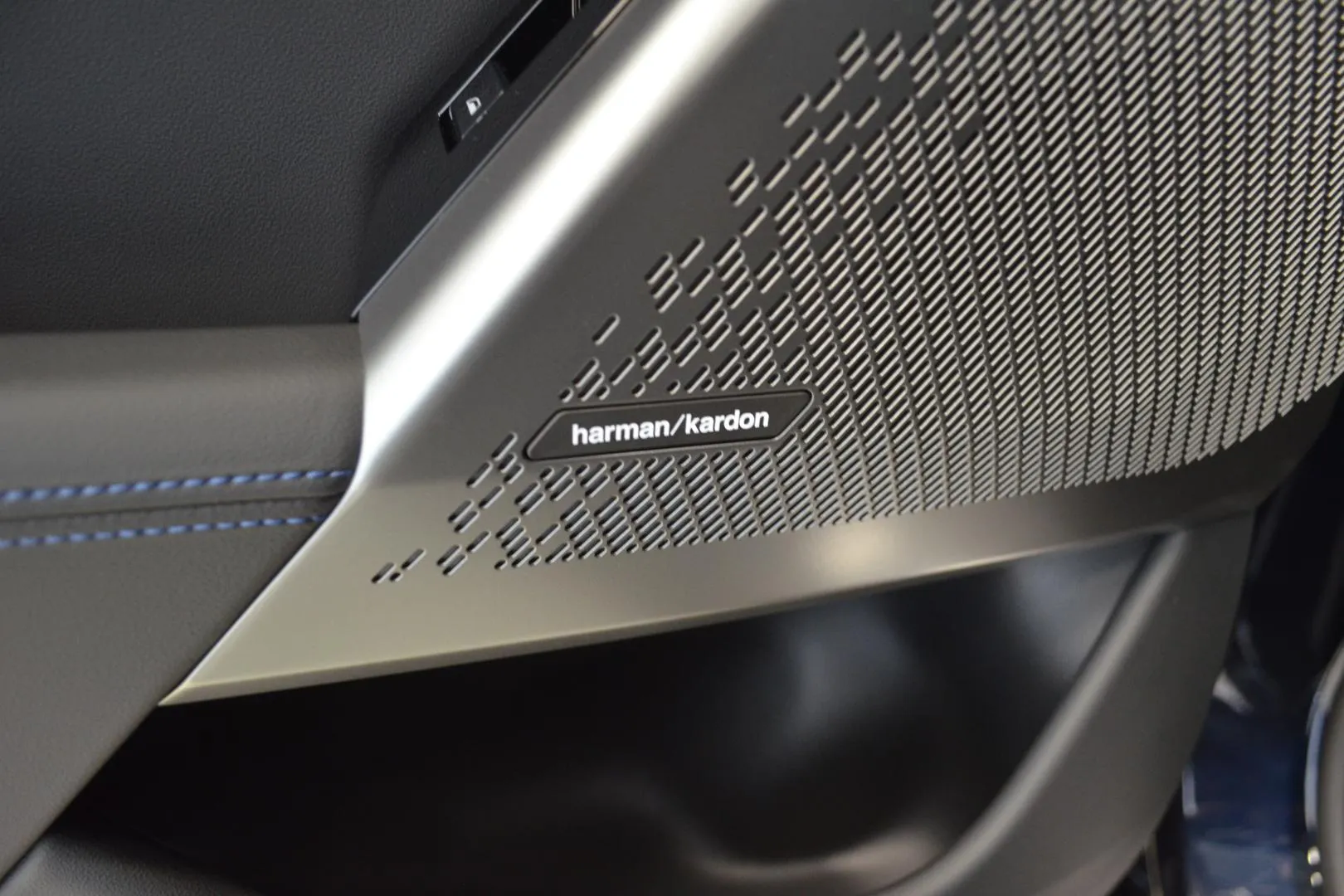 BMW 530E GRL-406 carousel image