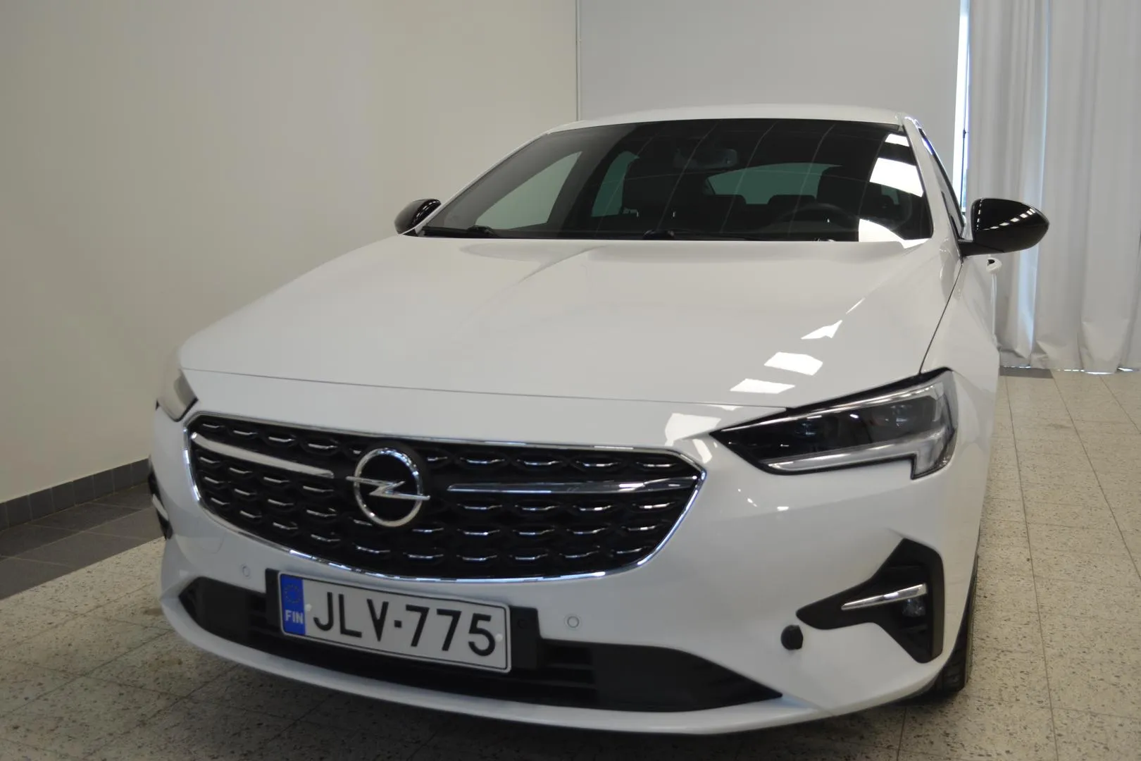 OPEL Insignia JLV-775 carousel image