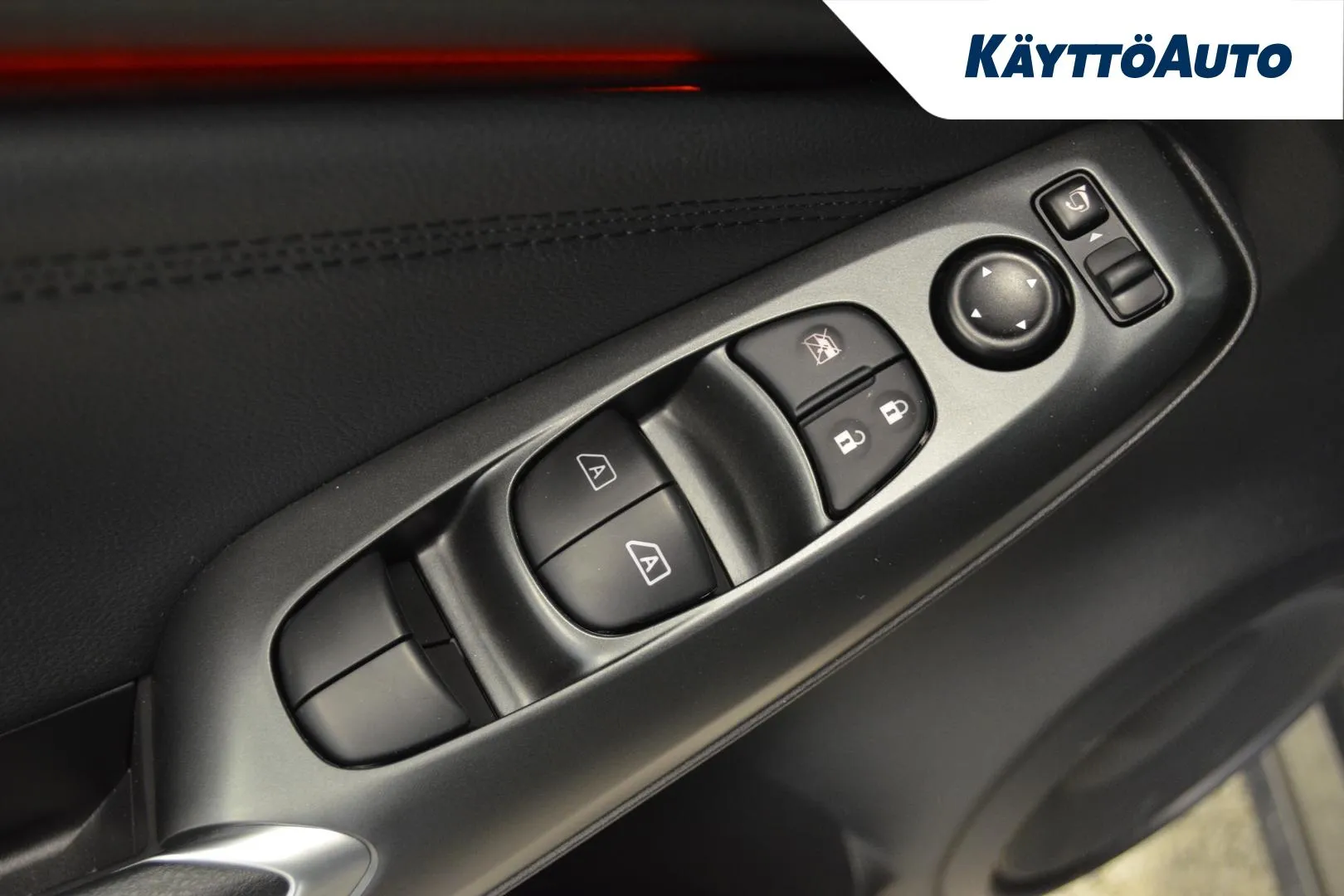 Nissan Juke RXE-739 carousel image