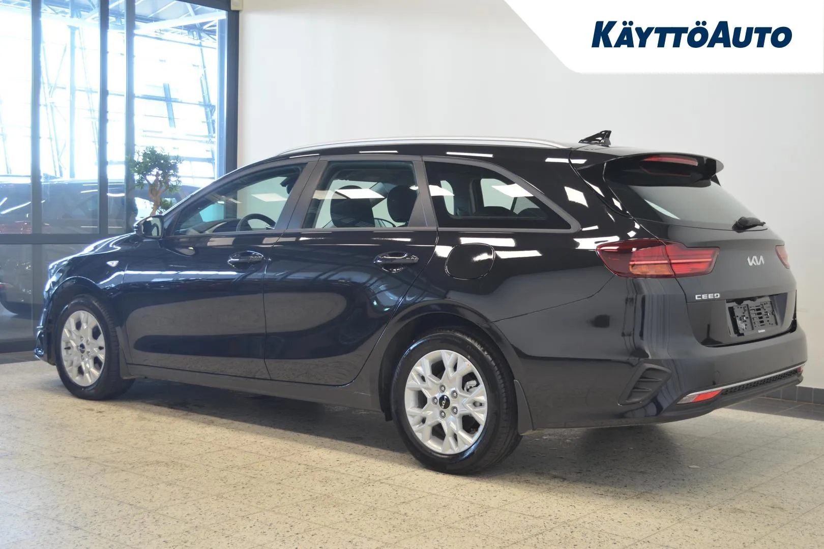 Kia Ceed LTC-101 carousel image