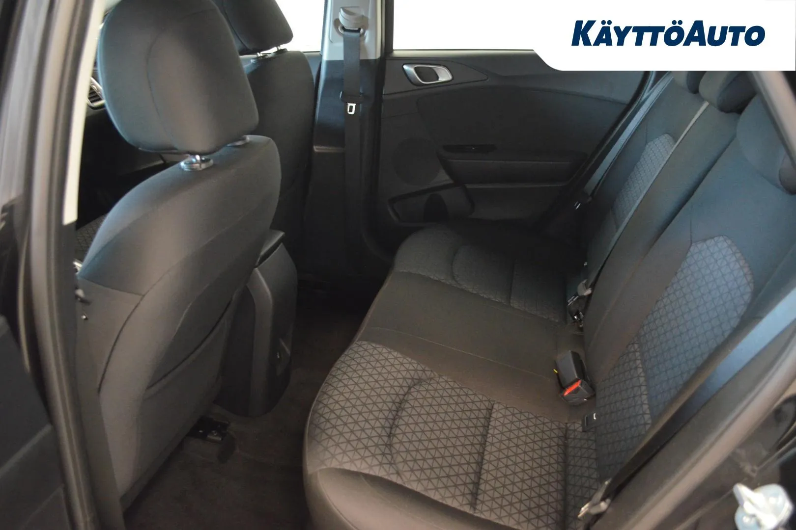 Kia Ceed LTC-101 carousel image