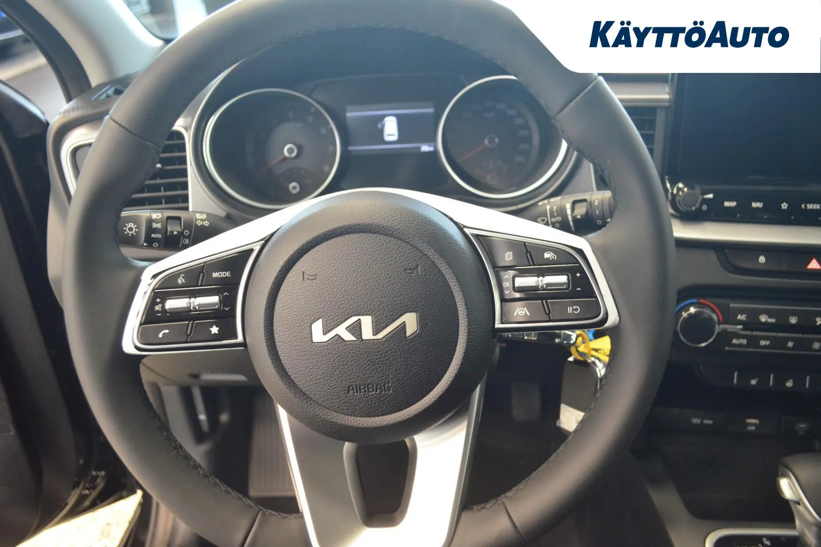 Kia Ceed LTC-101 carousel image