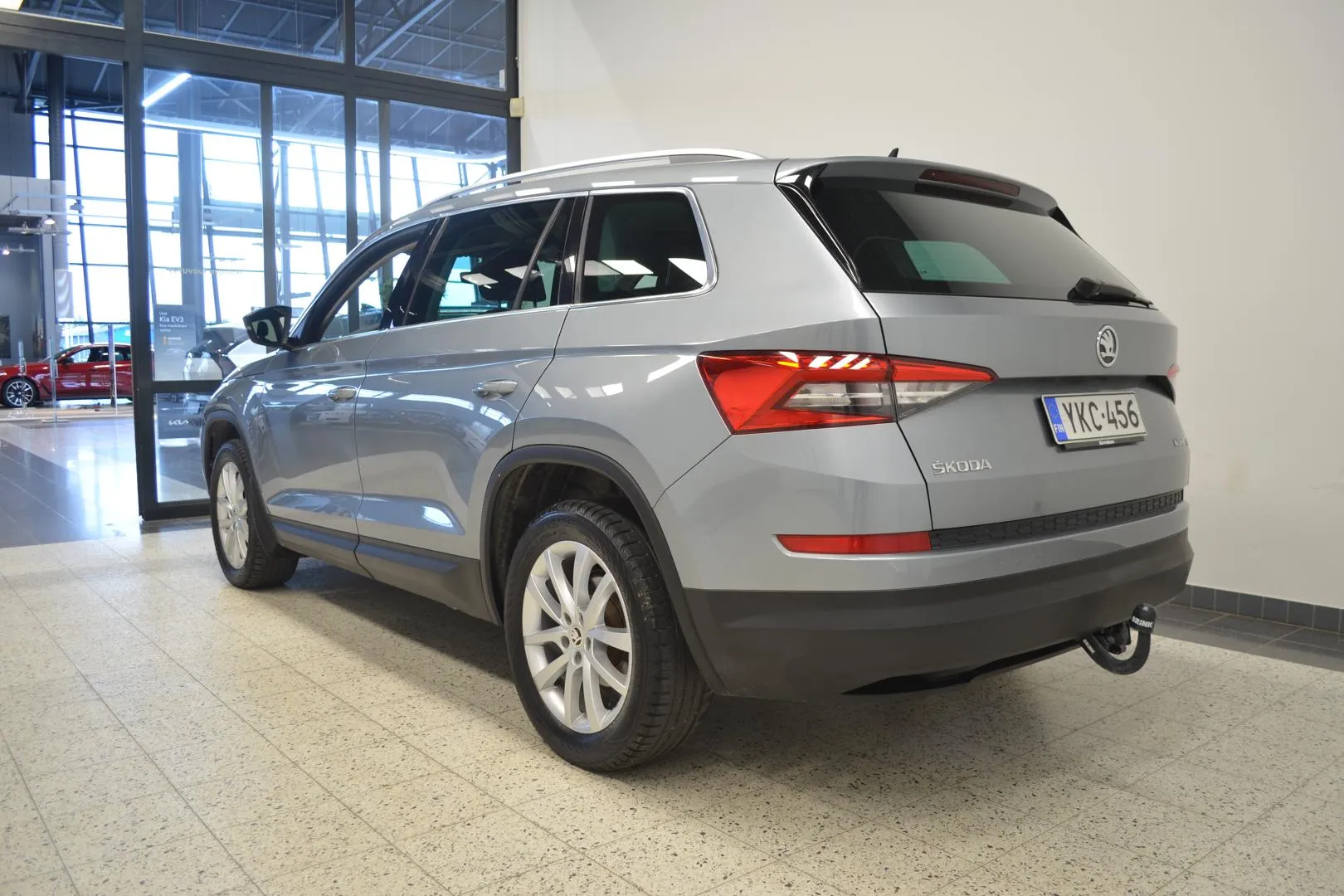 SKODA Kodiaq YKC-456 carousel image