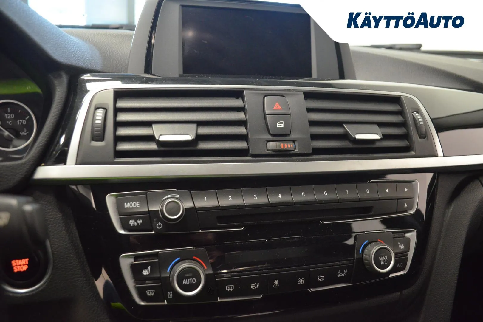 BMW 330 OVH-135 carousel image