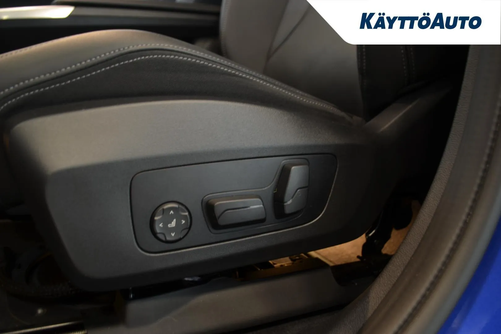 BMW iX2 XTC-484 carousel image