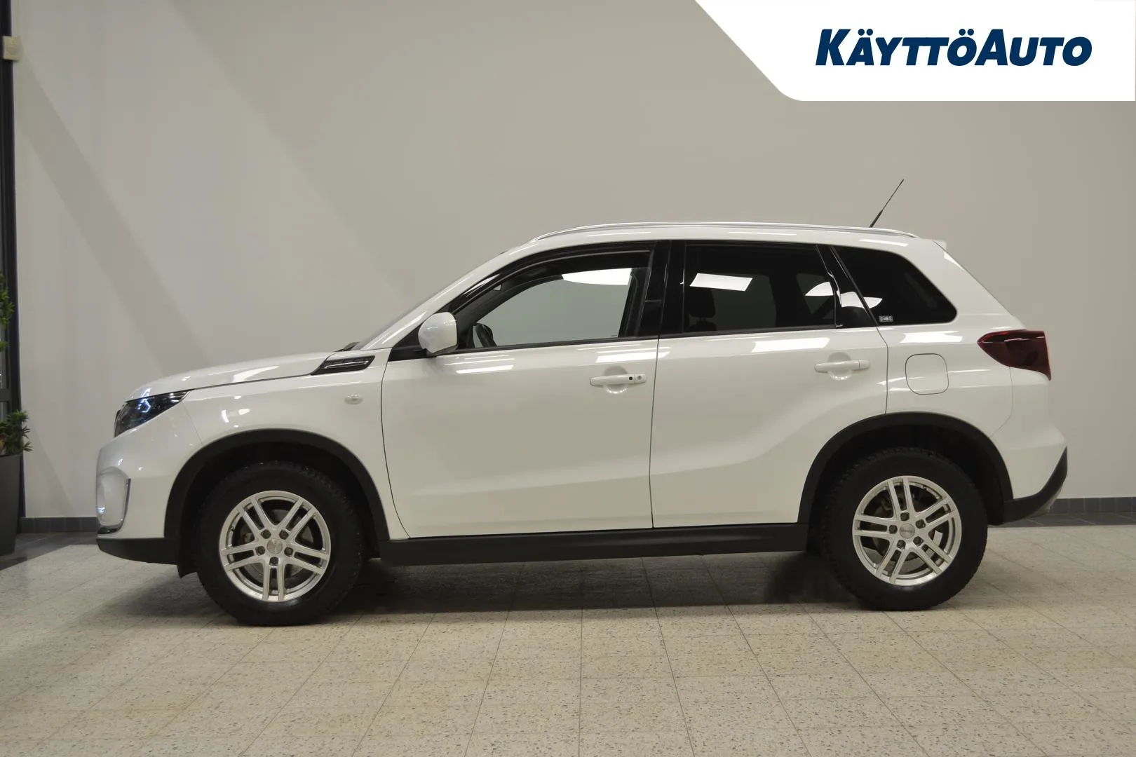 SUZUKI Vitara MOM-813 carousel image