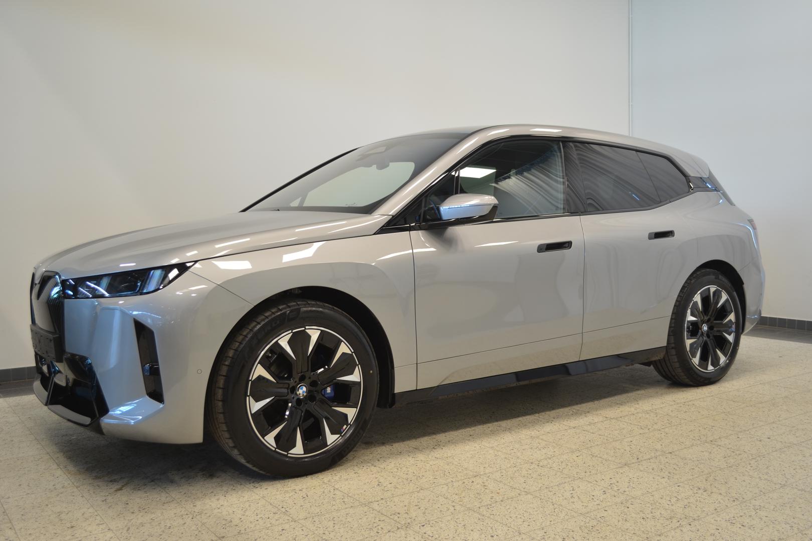 BMW iX xDrive60 Charged M Sport 2026, kuva 2/30