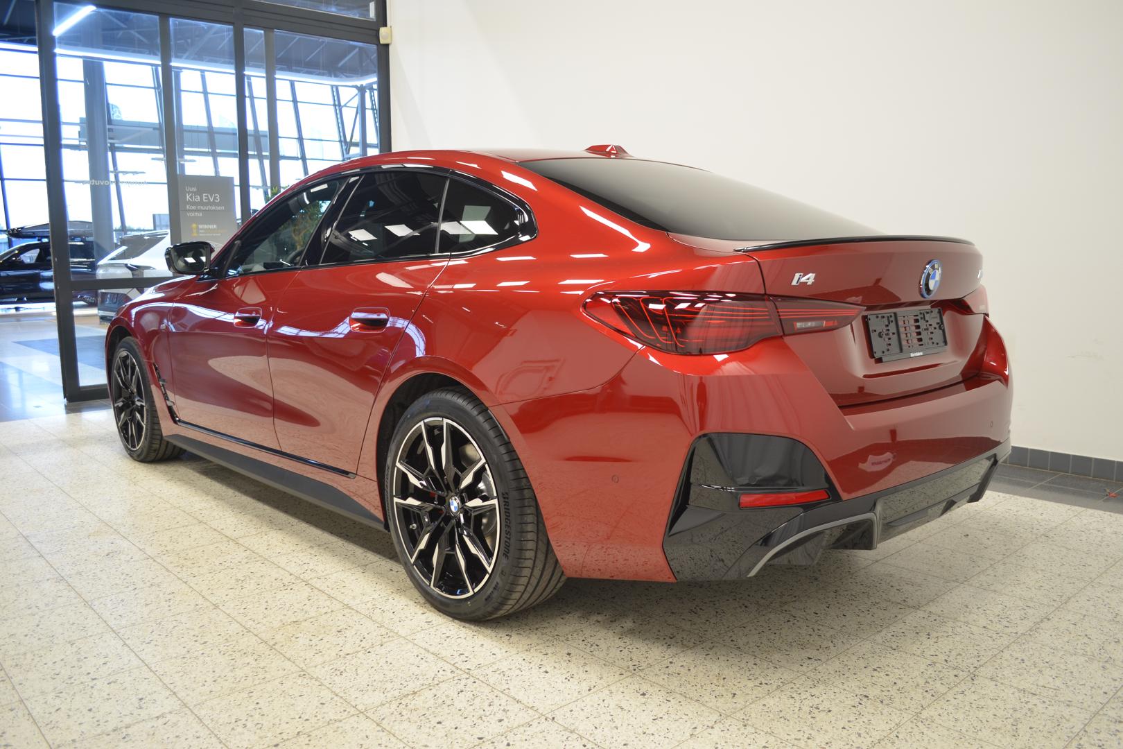 BMW i4 M60 2026, kuva 4/28