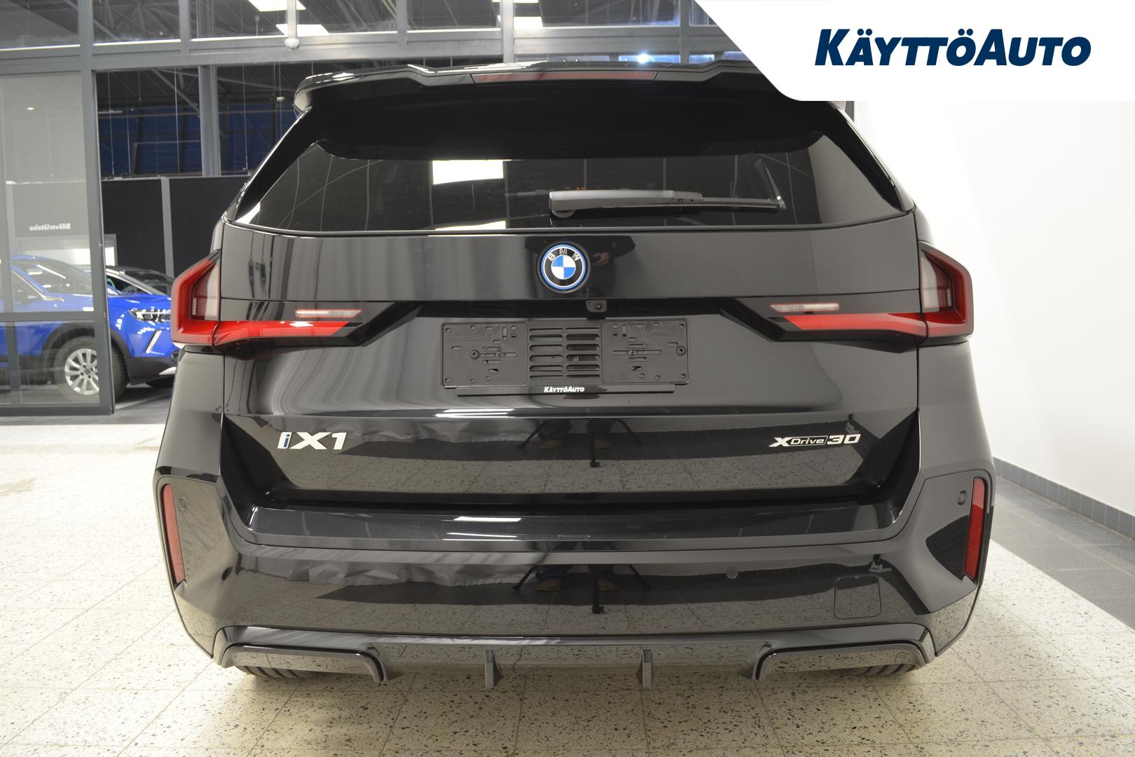 BMW iX1 xDrive30 Fully Charged M Sport 2026, kuva 5/26