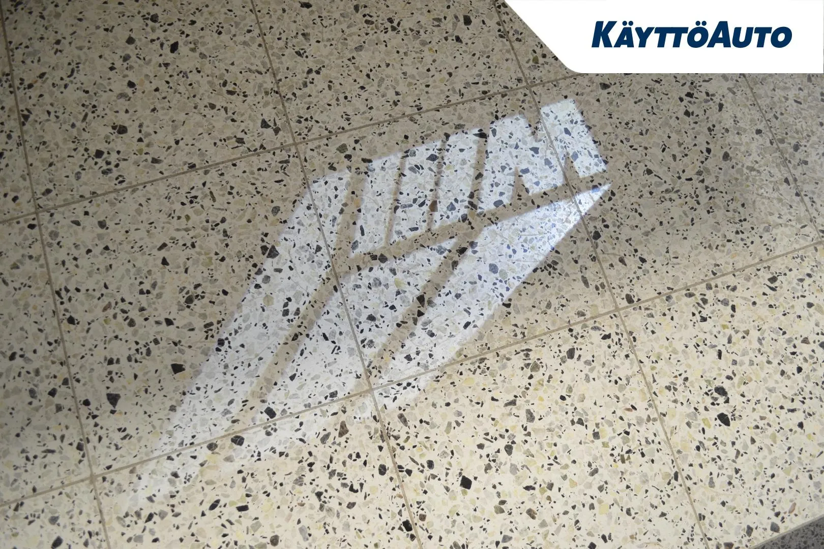 BMW iX1 LTL-101 carousel image