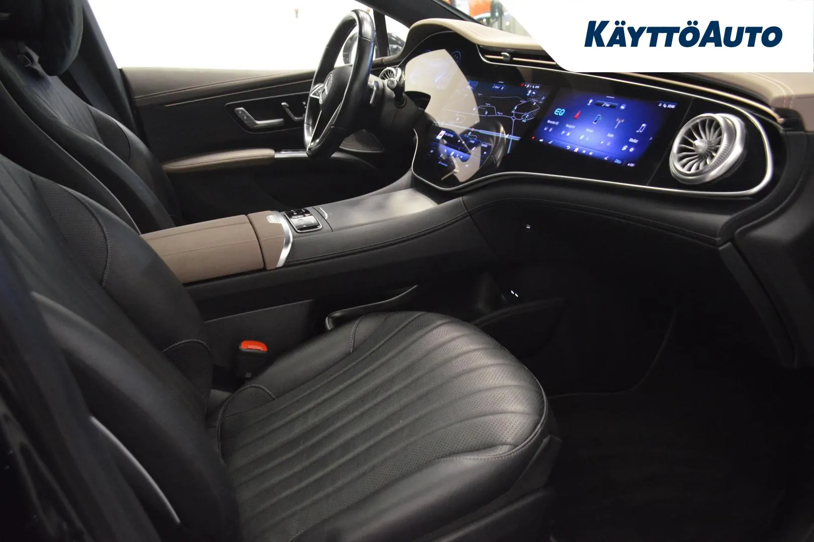 MERCEDES-BENZ EQS NMH-805 carousel image