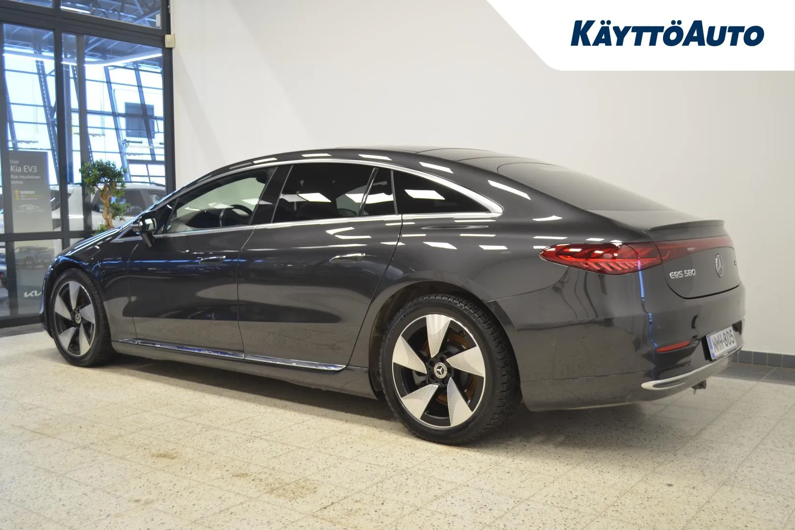 MERCEDES-BENZ EQS NMH-805 carousel image