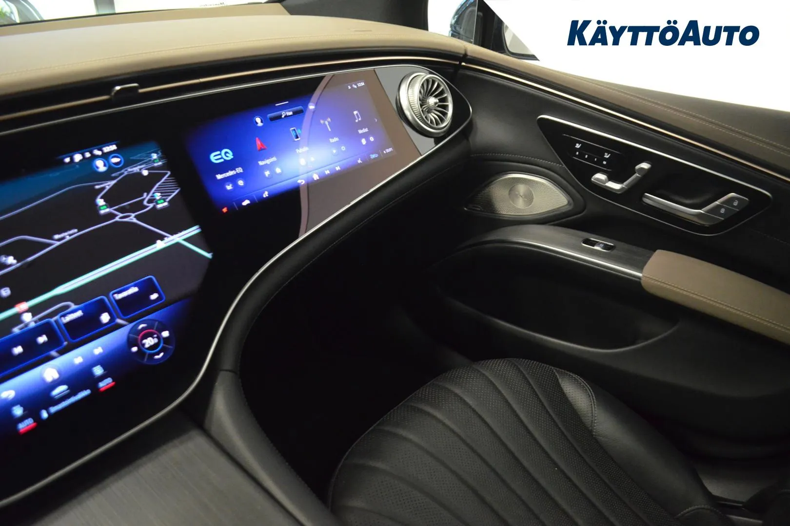 MERCEDES-BENZ EQS NMH-805 carousel image