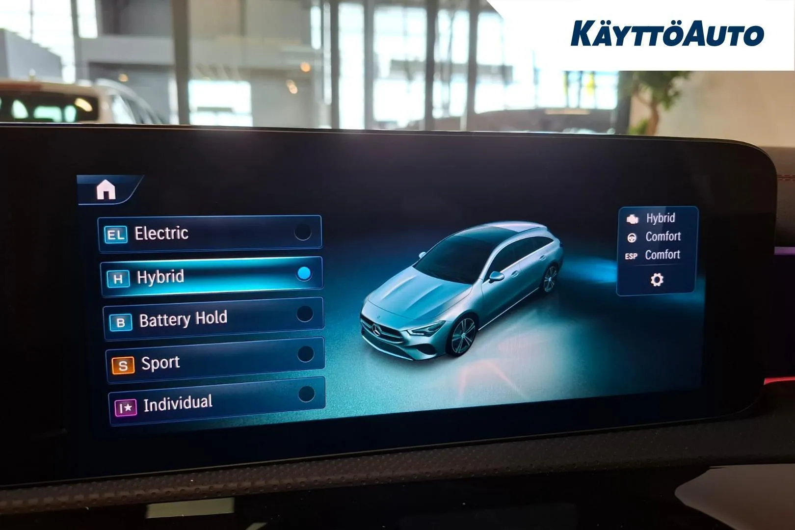 Mercedes-Benz CLA EUV-837 carousel image