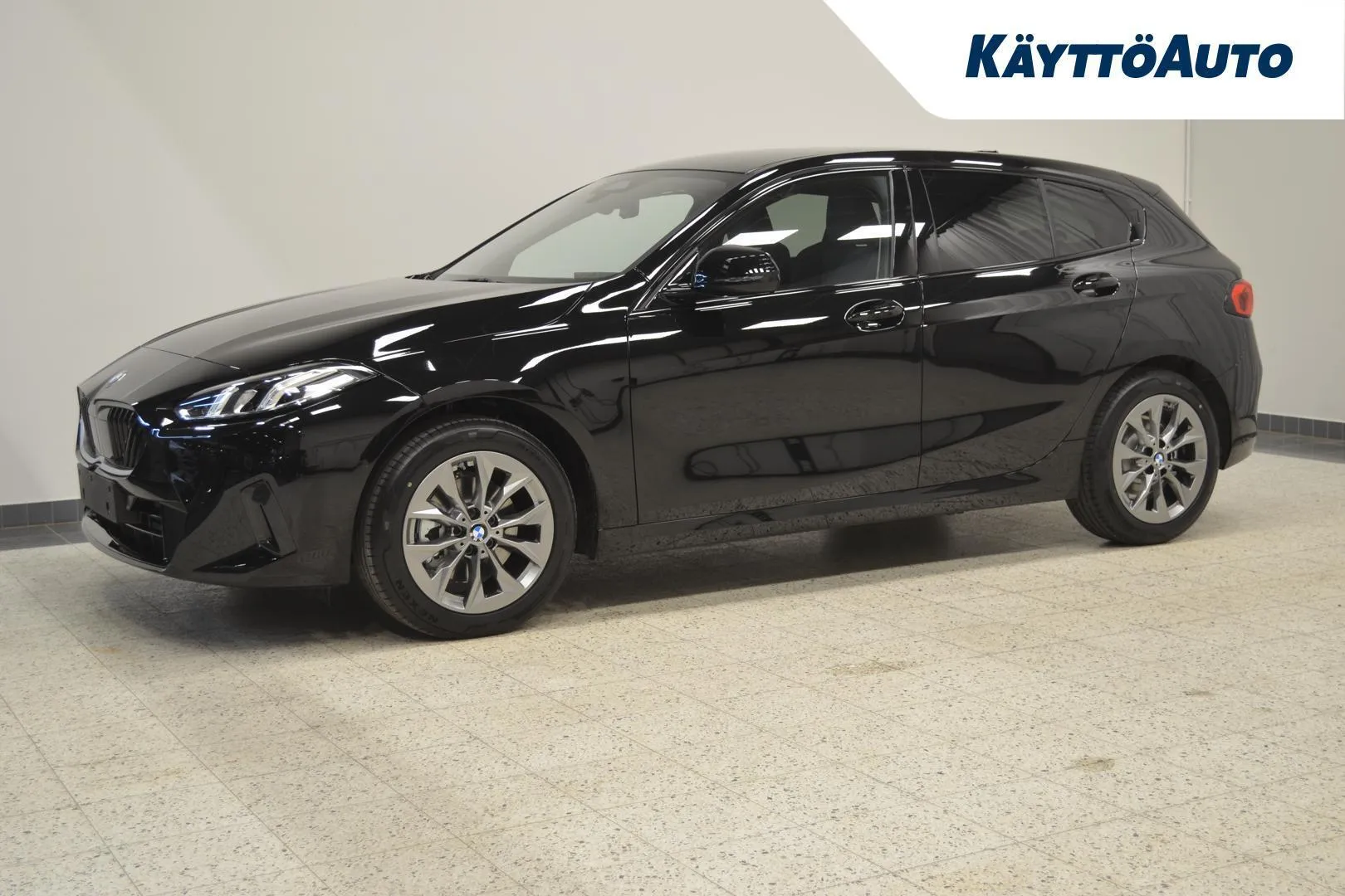 BMW 120 LTP-735 carousel image