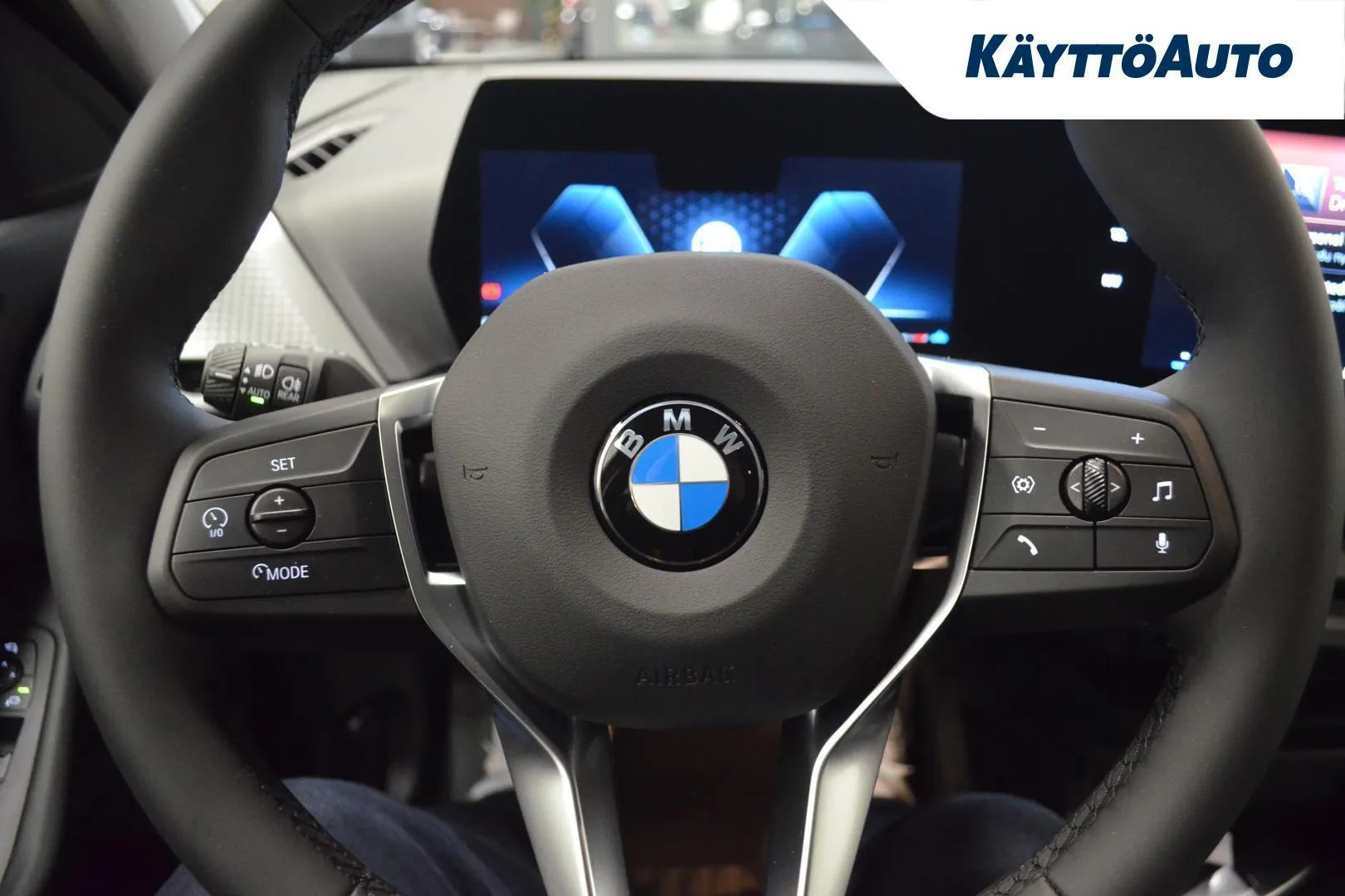 BMW 120 LTP-735 carousel image